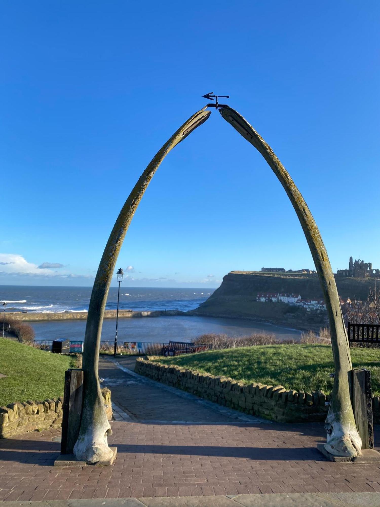 Retro Retreat, Sea View, Free Parking & Ev Plug-In Villa Whitby Kültér fotó